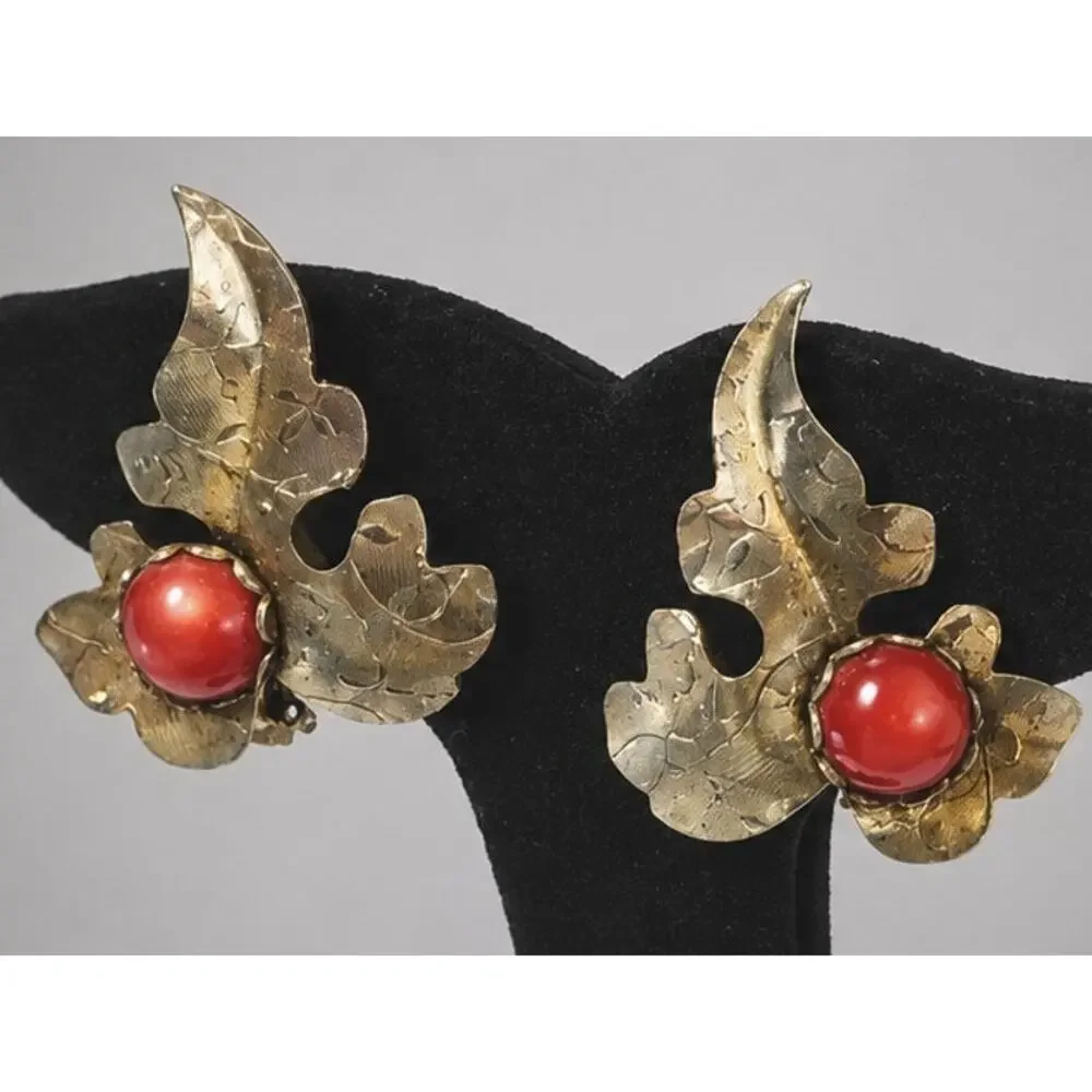 Vintage Red Moonglow Lucite Embossed Long Leaf Clip-On Earrings 1.5